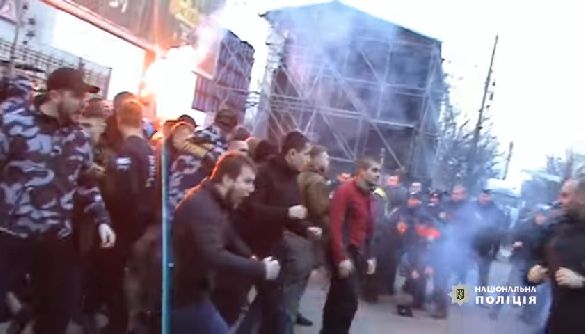 Шоу «Нацкорпус проти Порошенка» і сенс революційної доцільності