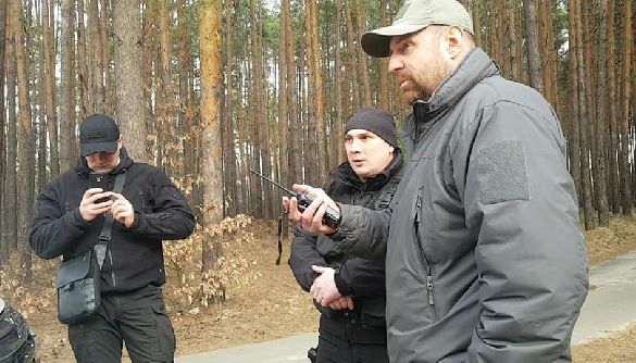 Охоронці Медведчука затримали журналістів &laquo;Наших грошей&raquo;. &laquo;112&raquo; і NewsOne фіксували процес