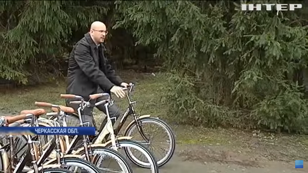 Прохідний бар'єр новин: Сергій Рудик зміг потрапити на «Інтер» за допомогою 18 велосипедів
