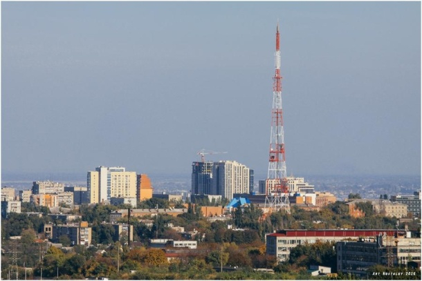 Моніторинг регіональних телеканалів. Як дотримуються стандартів теленовинарі Дніпра