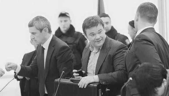 Юрист Коломойського погрожує «Схемам» судом