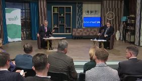 Порошенко пропонує закріпити законом боротьбу з фейками і впровадження журналістських стандартів
