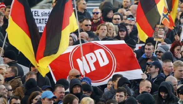 У Німеччині суд дозволив суспільному мовнику не показувати ролик праворадикальної партії, який зачіпає гідність іноземців