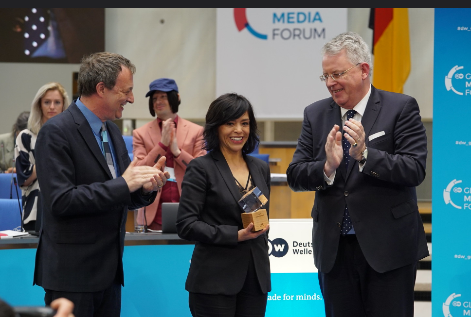Мексиканська журналістка Анабель Ернандес отримала премію Deutsche Welle «За свободу слова»