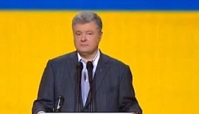 Продавайте Росії фільми, зняті українською мовою, &ndash; Порошенко у відповідь на інтерв'ю Шефіра