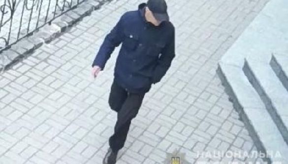 Поліція оприлюднила фоторобот імовірного нападника на Вадима Комарова