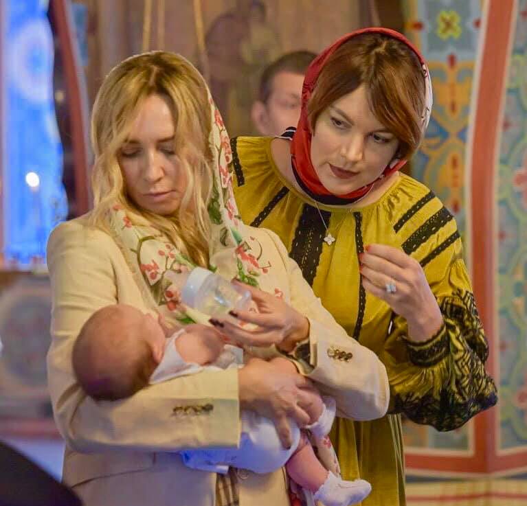 Соня Кошкина крестила дочь