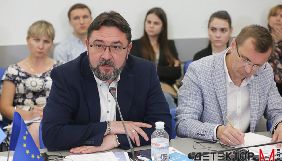 Команда президента планує ліквідувати Мінінформполітики та об'єднати Нацраду з Держкомтелерадіо – Потураєв (ДОПОВНЕНО)