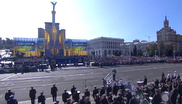 Коротка історія українських парадів
