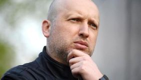 Турчинов програв суд журналістам, які пов&rsquo;язали його родину з напівлегальним фінансовим бізнесом