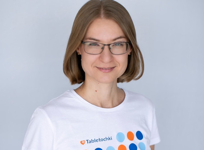 Олена Шкарпова звільняється з посади комунікаційної директорки фонду «Таблеточки»