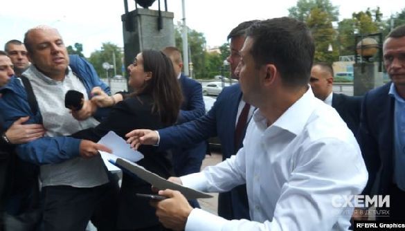 Журналісти вимагають у президента звільнити Юлію Мендель