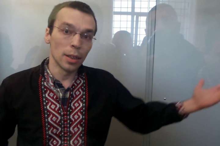 Суд продовжив домашній арешт блогеру Муравицькому до 1 грудня
