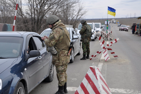 Штаб ООС пояснив порядок перетину журналістами блокпостів на Донбасі