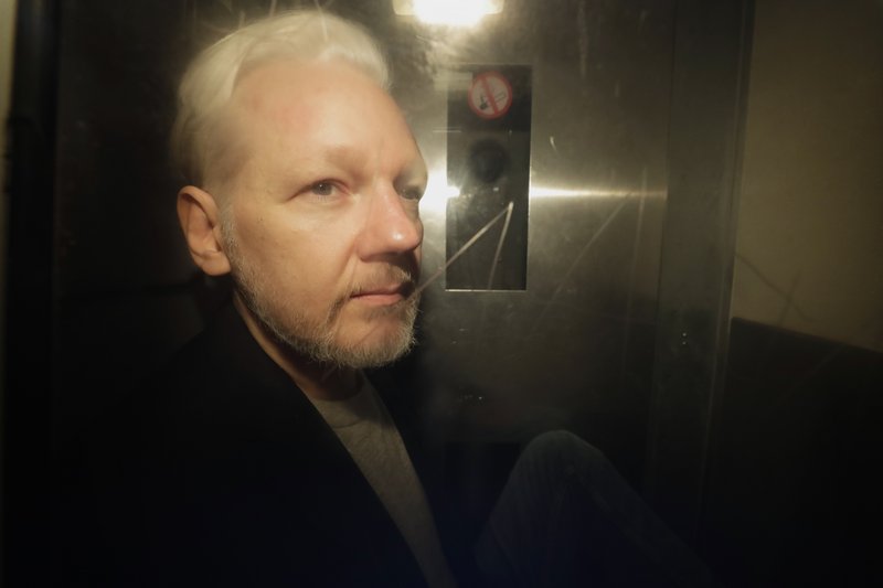 Швеція припинила розслідування щодо засновника WikiLeaks Ассанжа