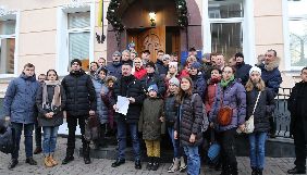 Омбудсмену Денісовій передали скаргу щодо порушення прав Юлії Кузьменко