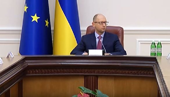 Мумія. Як медіа Ахметова штучно продовжують політичне життя Яценюка