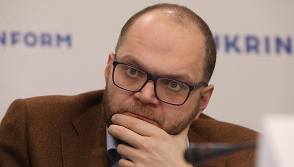 Держоргани будуть зобов’язані акредитовувати лише професійних журналістів – Бородянський
