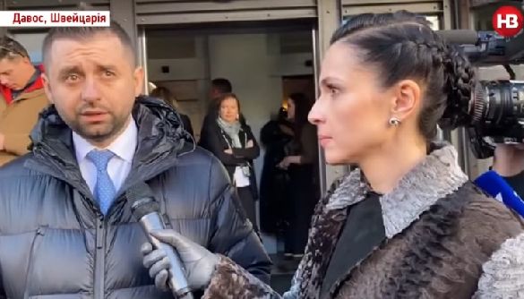 Навіщо Арахамія щось пояснював російським пропагандистам