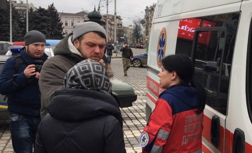У Харкові під час сутичок біля ОДА постраждала знімальна група СТБ