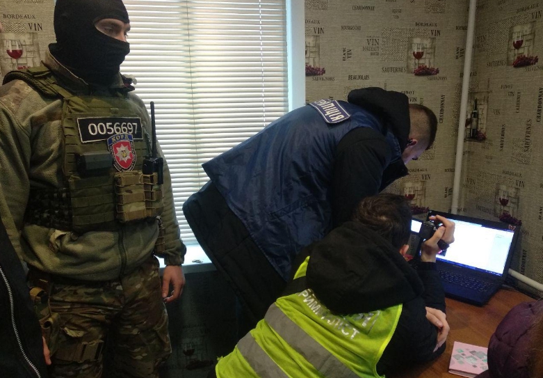 У Чернігівській області викрили власника незаконних онлайн-кінотеатрів - кіберполіція