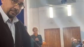 Журналістці 5 каналу погрожували та забороняли знімати зустріч Юлії Світличної з виборцями