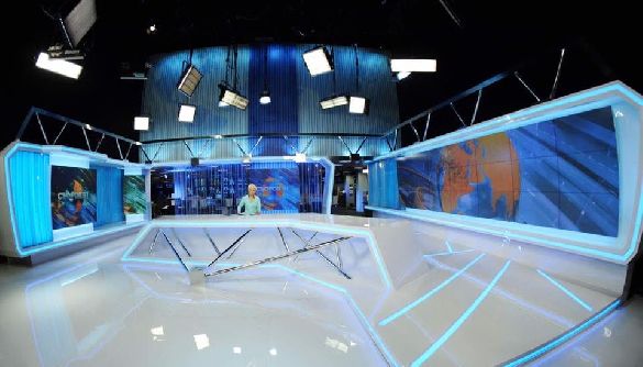 Піар Порошенка пішов з «України». Про що говорили й кого піарили теленовини в лютому 2020 року