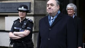 У Шотландії виправдали ведучого RT Алекса Салмонда, якого звинувачували в домаганнях