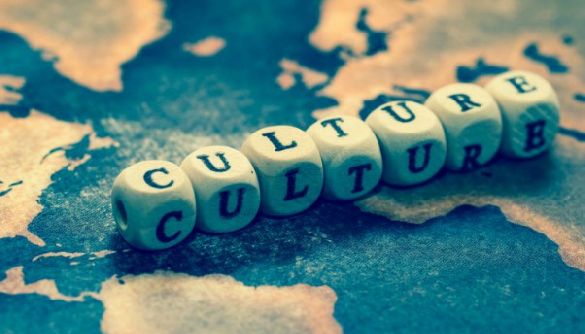 Як українські невігласи та ідіоти стають корисними у справі знищення культури