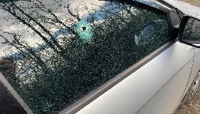 Правоохоронці відкрили провадження через обстріл бойовиками авто каналу «Україна»