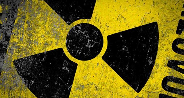 Кому приснилися «другий Чорнобиль» і біологічна зброя на Донбасі