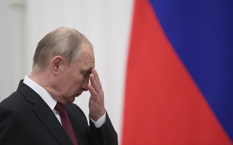 Посольство РФ у США вимагає від Bloomberg вибачень за статтю про падіння рейтингу Путіна