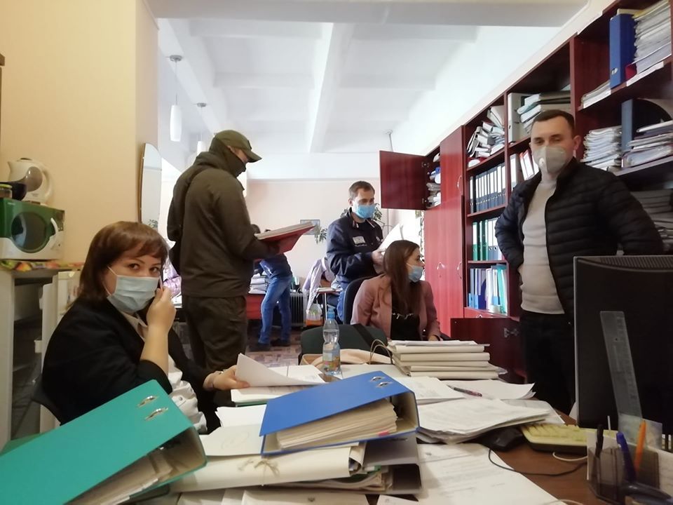 Нацполіція проводить обшук у Довженко-Центрі