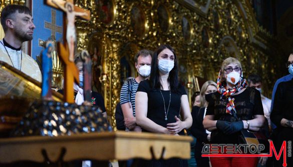 Рідні і колеги попрощалися з журналісткою і волонтеркою Богданою Костюк (ФОТО)
