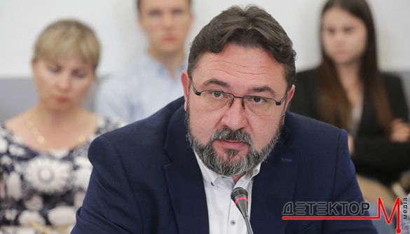 Микита Потураєв: Моя позиція проста &mdash; взагалі перестати ходити на канали, які не дотримуються журналістських стандартів