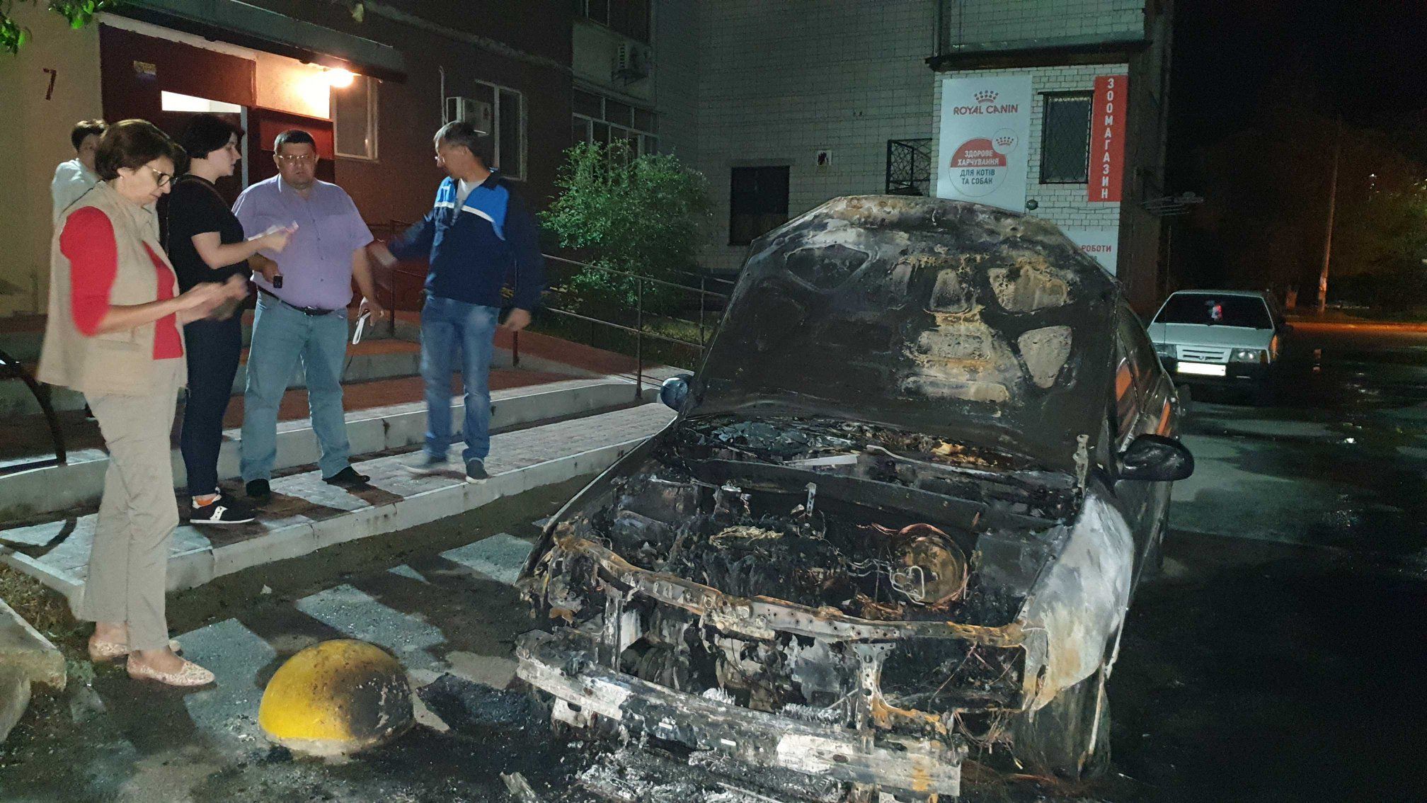У Броварах спалили авто проєкту «Схеми»