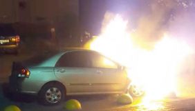 Зеленський про підпал авто &laquo;Схем&raquo;: Я не допущу переслідувань або залякувань за критику влади