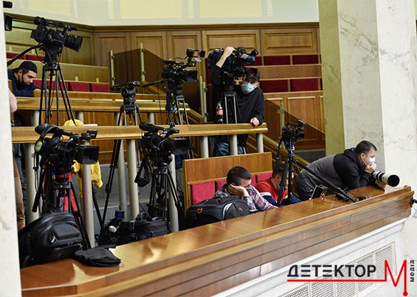 Разумков змінив порядок допуску журналістів до Верховної Ради