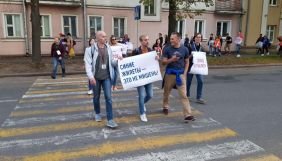 Понад 40 журналістів затримали під час протестів у Білорусі