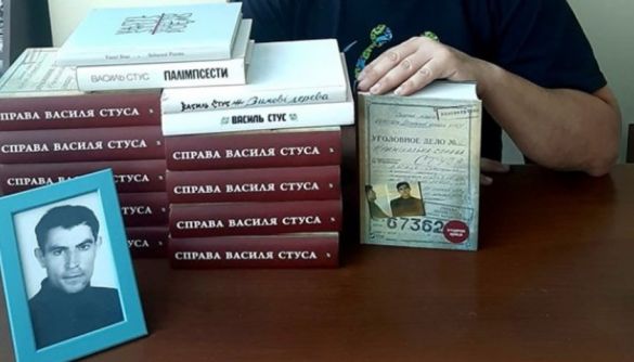 Піррова перемога Медведчука над Кіпіані