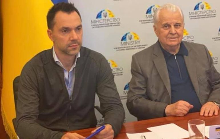 Олексій Арестович став спікером української делегації в ТКГ