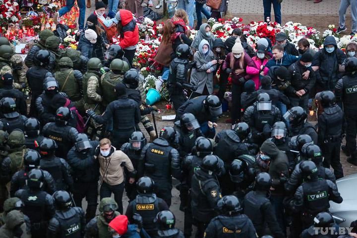 У Білорусі під час акцій протесту затримали 24 журналістів