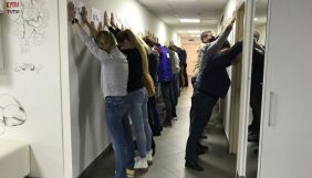 У Білорусі лікарі та журналісти протестують через арешт колег, які розповіли про загиблого учасника протестів