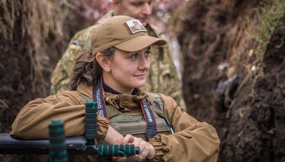 У Полтаві відкрилася фотовиставка військової журналістки Анни Чапали