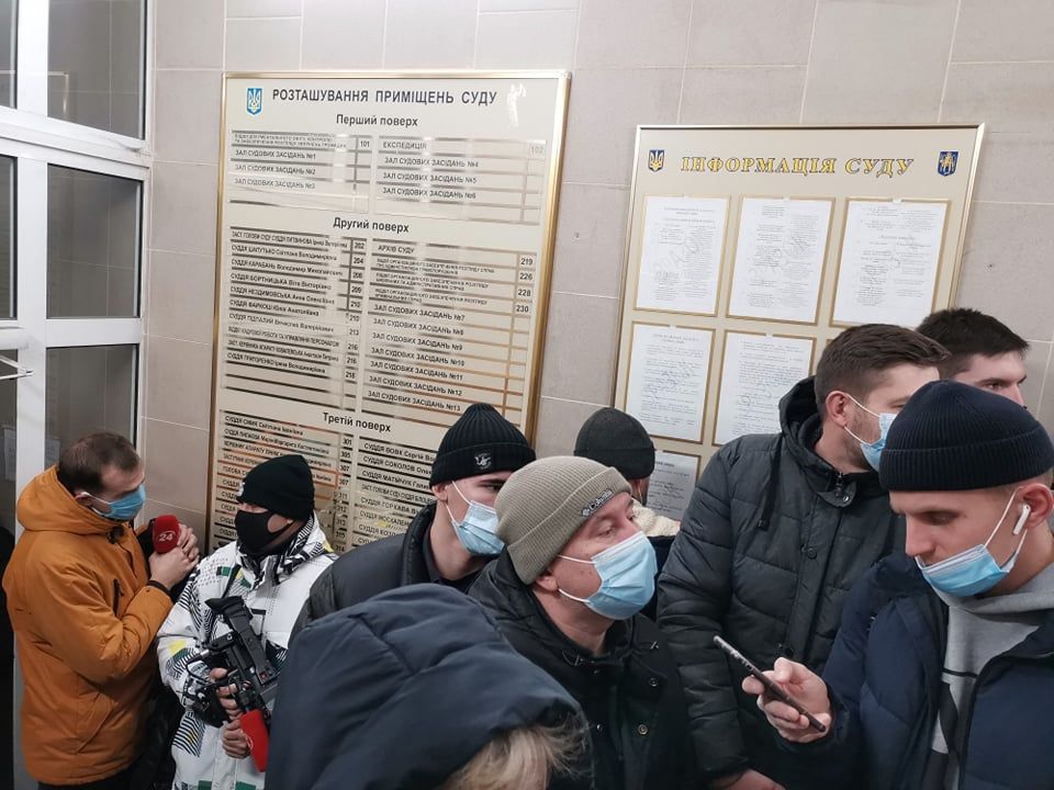 У Києві багатьох журналістів не пустили на судове засідання в справі Януковича