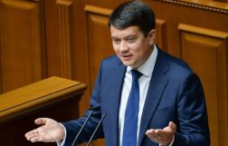 Разумков утримався під час голосування за санкції проти Козака та телеканалів Медведчука &ndash; УП