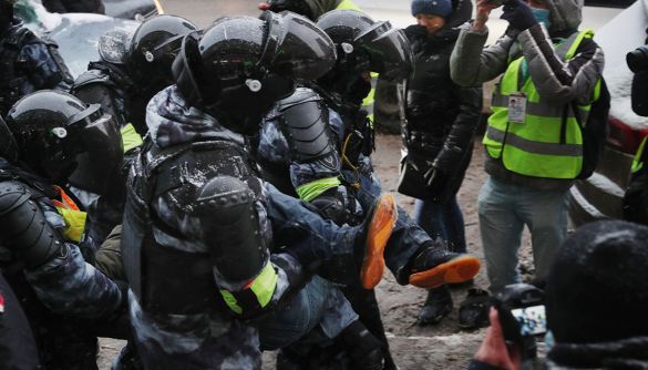 У Росії майже 200 представників інтелігенції підписали звернення із закликом дозволити мирні мітинги