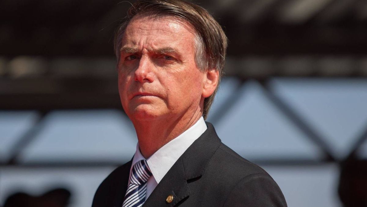 Суд зобов'язав президента Бразилії виплатити компенсацію за принизливі коментарі щодо журналістки