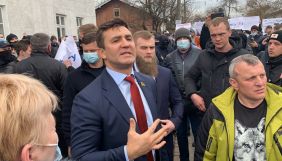 Рух &laquo;Чесно&raquo;: Тищенко вчинив скандал на 87 окрузі, де чіплявся до журналістів та переплутав Прикарпаття з Закарпаттям