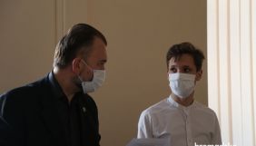 Справа щодо хуліганства на Банковій: суд відправив під домашній арешт ще двох підозрюваних